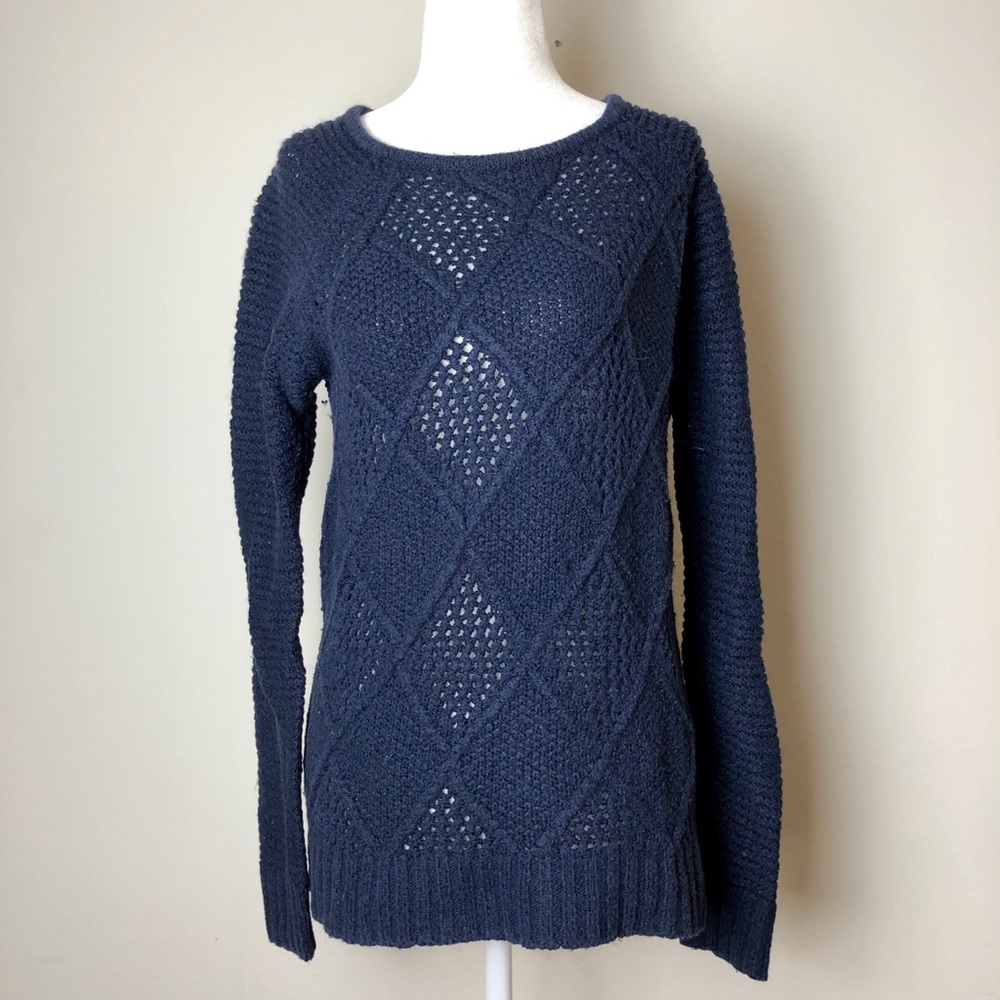 American Eagle Crew Neck Knit Sweater